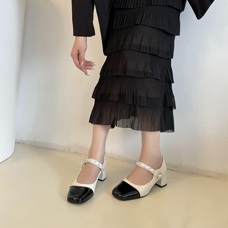 Ciabatte Classiche con Tacco A - Womens Heels recensione e prezzo